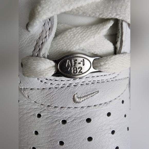 Airforce 1 low - Picture 14 of 15